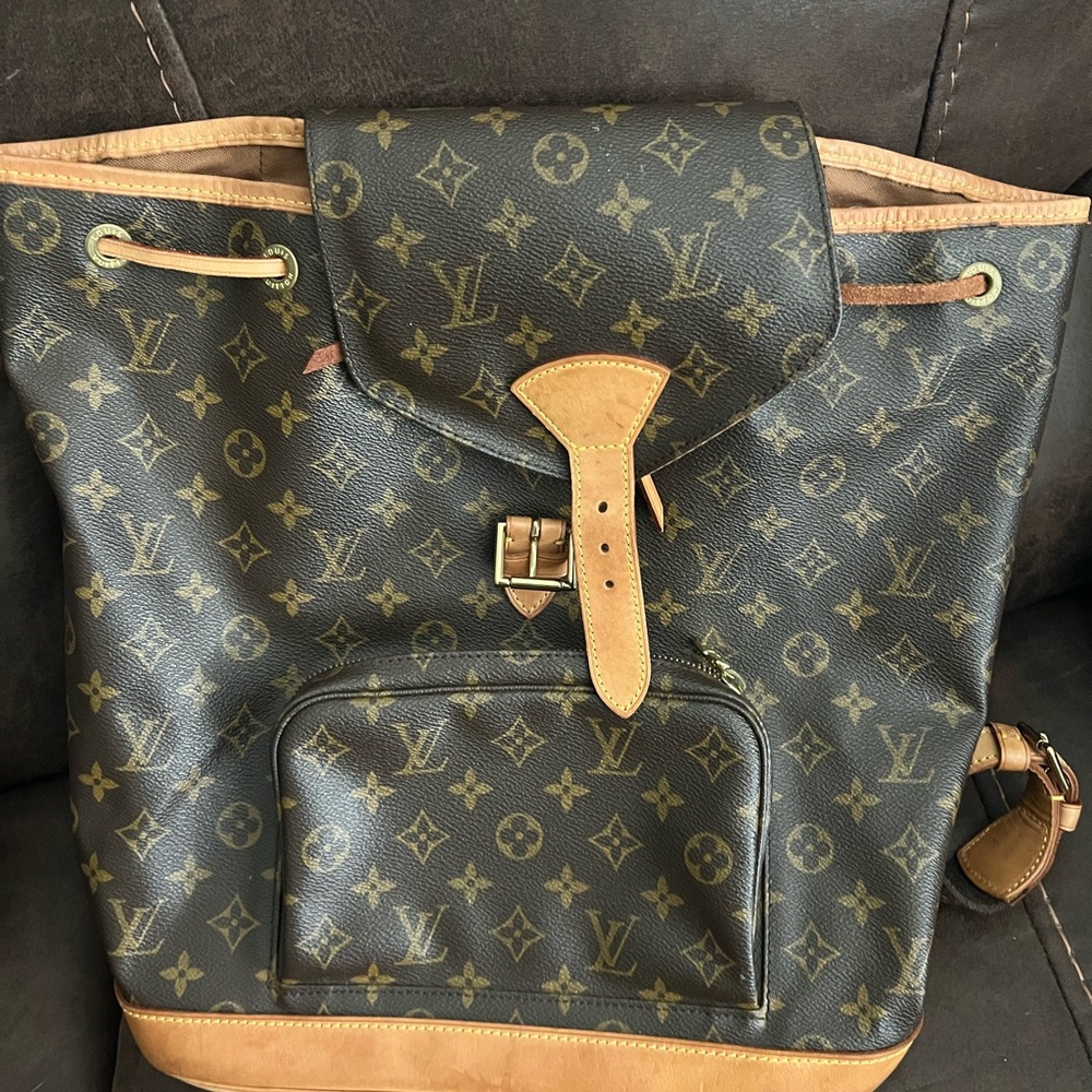 Louis Vuitton Montsouris GM backpack